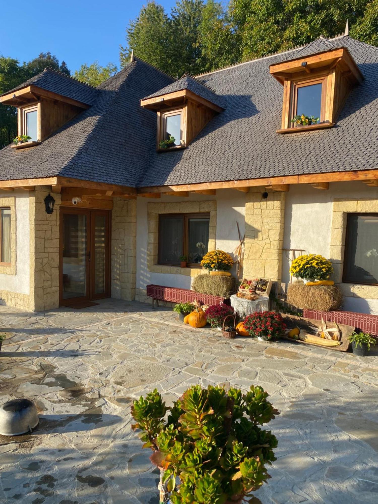 Casa Cu Sindrila Villa Vălenii de Munte Kültér fotó