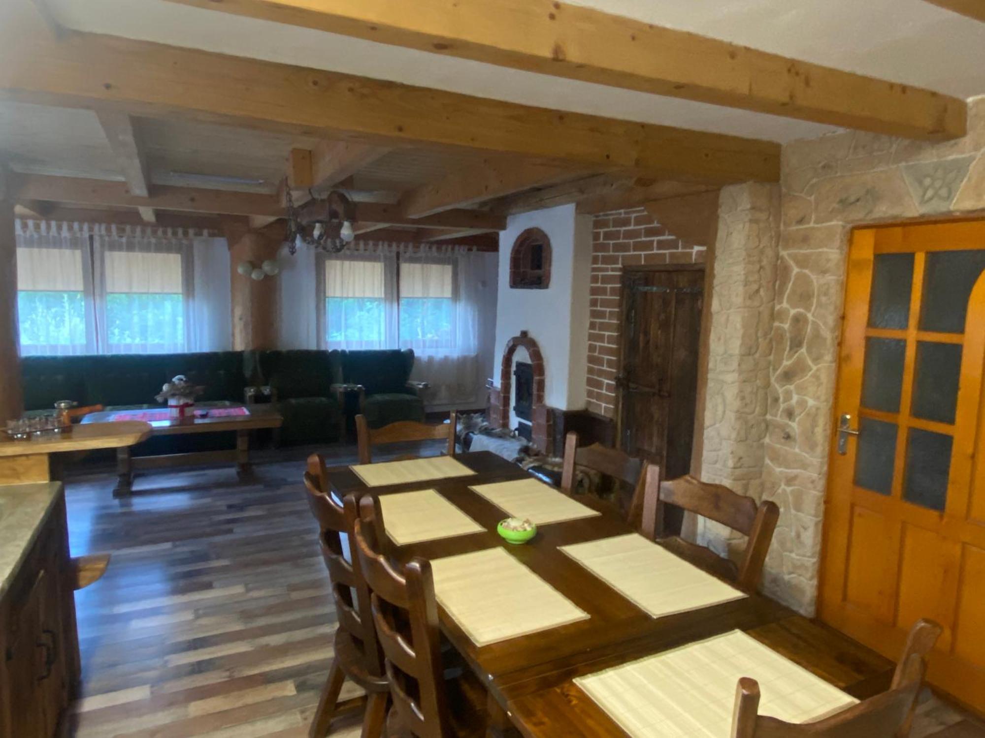 Casa Cu Sindrila Villa Vălenii de Munte Kültér fotó