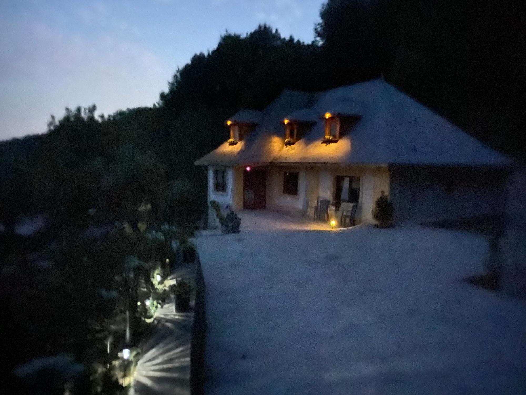 Casa Cu Sindrila Villa Vălenii de Munte Kültér fotó